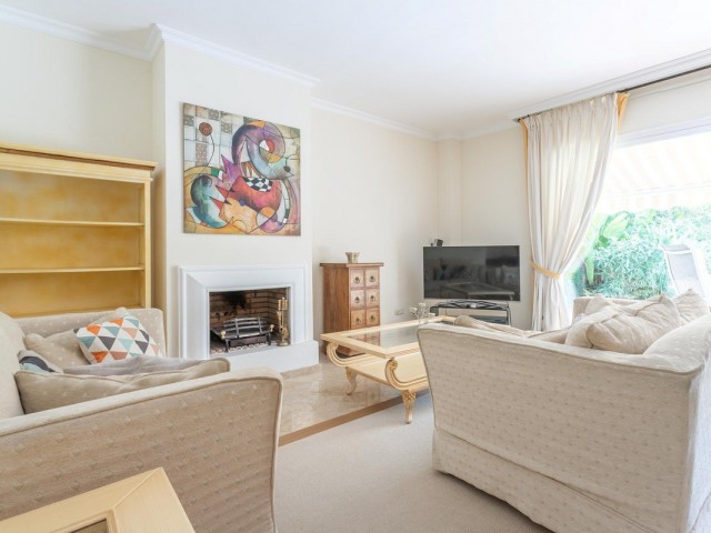 3 Bedrooms Apartment in Benahavís