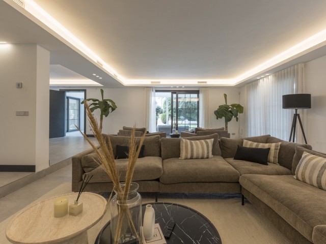 Villa avec 5 Chambres  à Marbella