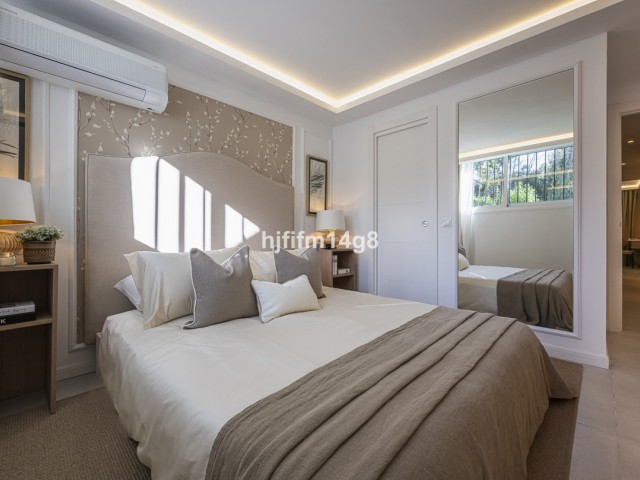 4 Bedrooms Townhouse in Nueva Andalucía