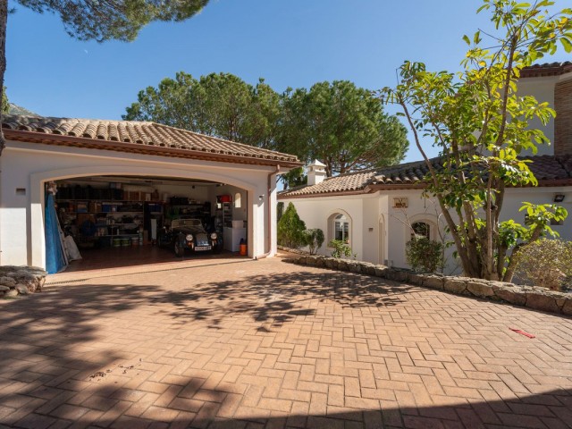 4 Schlafzimmer Villa in Valtocado