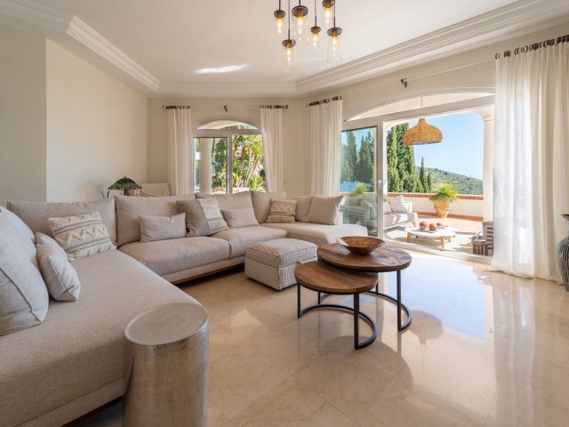 4 Schlafzimmer Villa in Valtocado