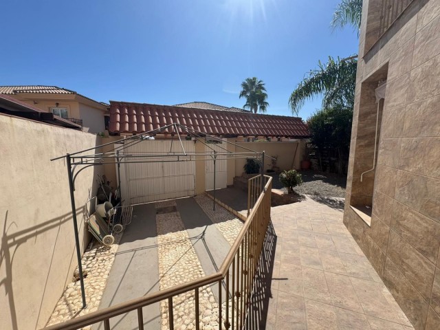 Villa, Riviera del Sol, R5317006