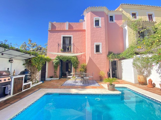 3 Soveroms Villa i Marbella
