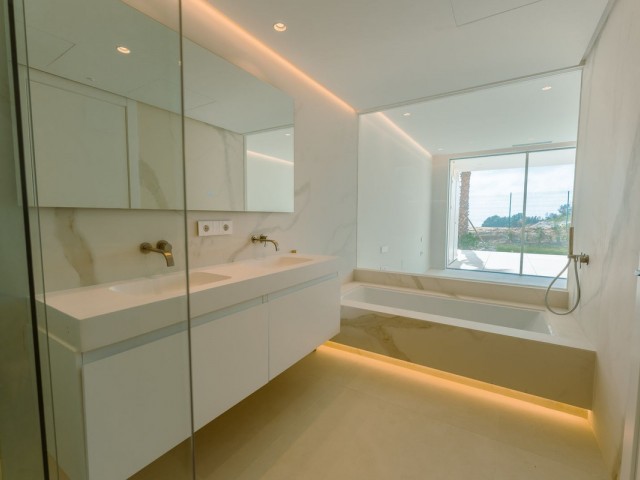 Appartement avec 3 Chambres  à Ojén