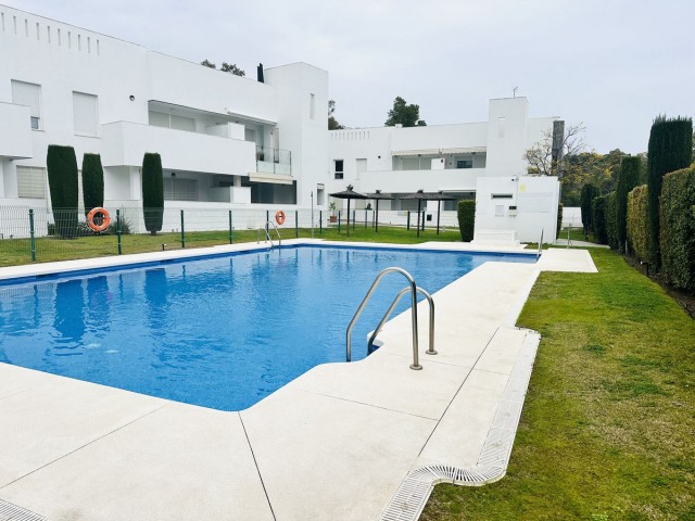 2 Bedrooms Apartment in Nueva Andalucía