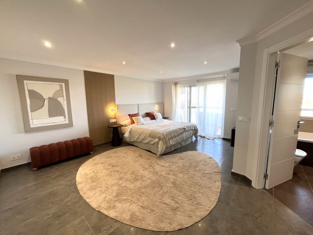 4 Bedrooms Apartment in Torreblanca