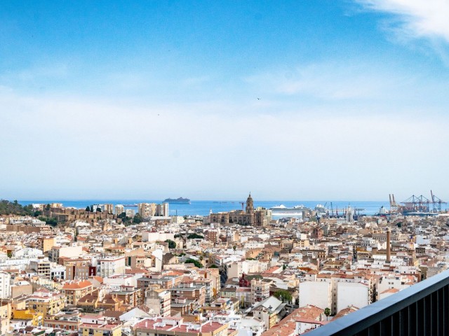Appartement avec 3 Chambres  à Málaga