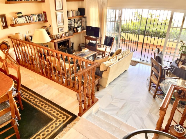 3 Bedrooms Townhouse in Estepona