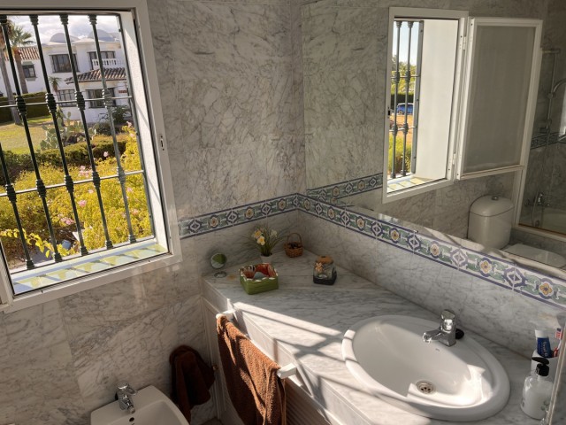 3 Bedrooms Townhouse in Estepona