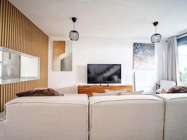 3 Bedrooms Townhouse in Estepona