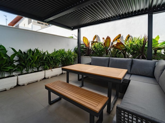 3 Bedrooms Townhouse in Estepona