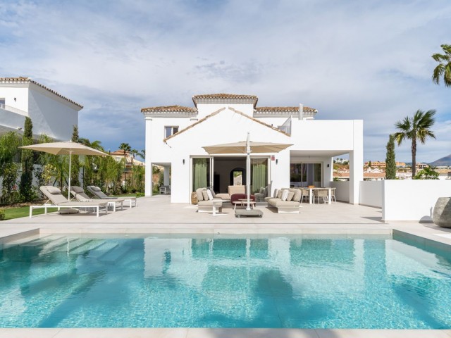 4 Sovrums Villa i Casares Playa