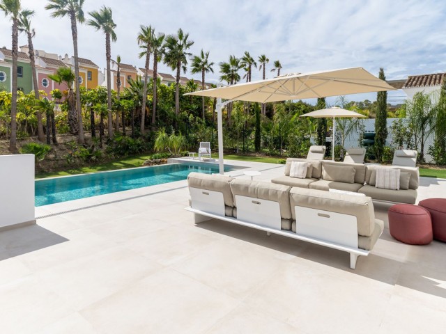 4 Sovrums Villa i Casares Playa