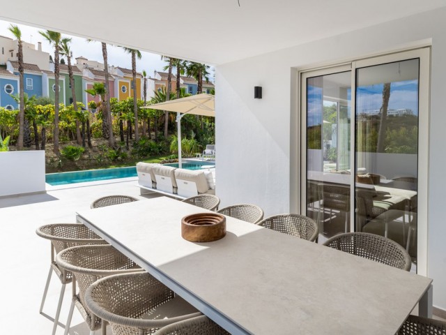 4 Sovrums Villa i Casares Playa