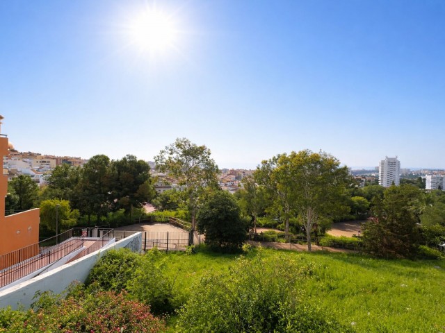 Townhouse, Arroyo de la Miel, R5319538