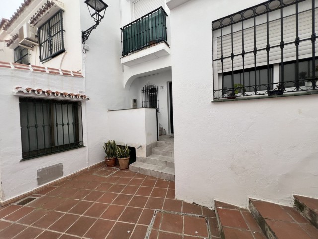 Townhouse, Arroyo de la Miel, R5319538