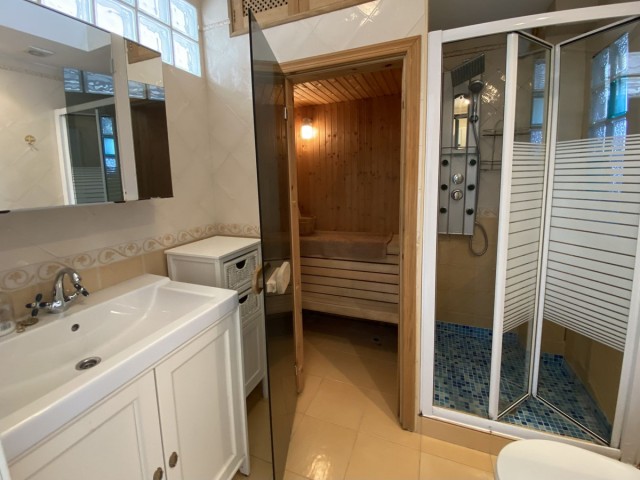 4 Bedrooms Apartment in Benalmadena Costa