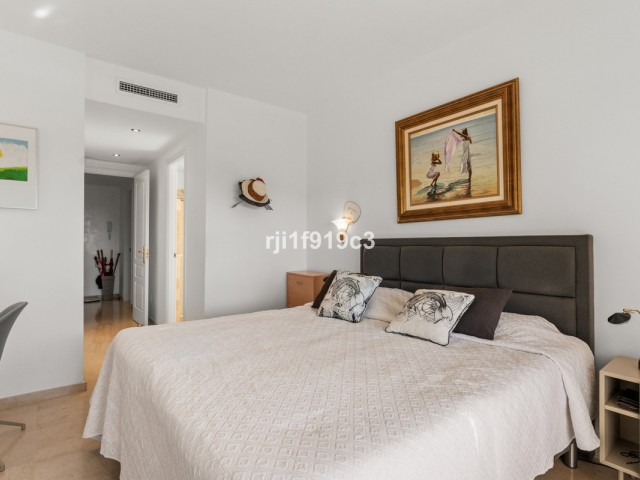 3 Soveroms Leilighet i Elviria