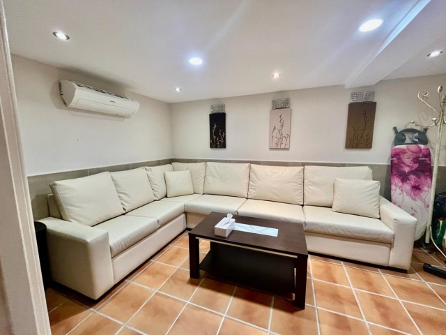 4 Bedrooms Townhouse in Nueva Andalucía