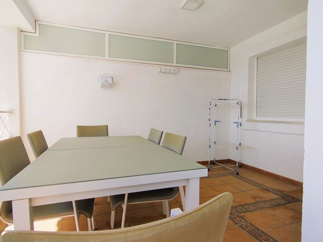 Apartamento con 2 Dormitorios  en Río Real