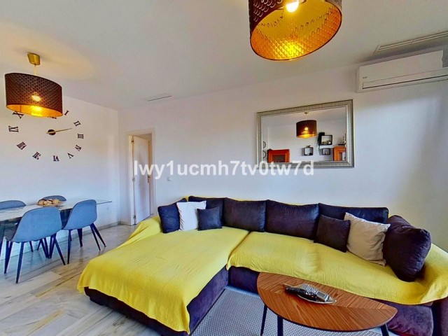 2 Bedrooms Apartment in Torrequebrada