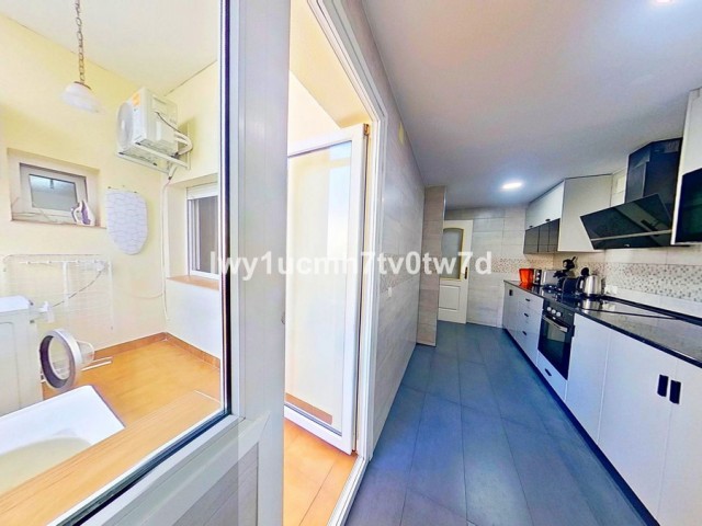 2 Bedrooms Apartment in Torrequebrada