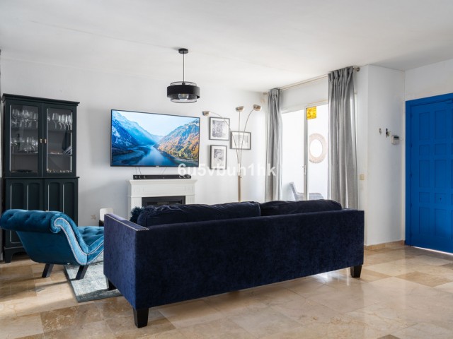 4 Bedrooms Townhouse in Nueva Andalucía