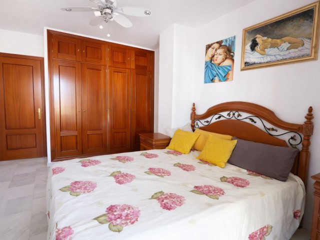 4 Bedrooms Apartment in Arroyo de la Miel