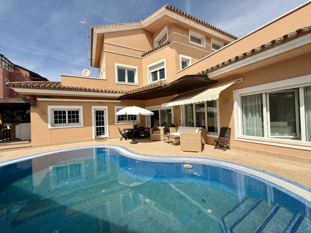 Villa, Playamar, R5322424