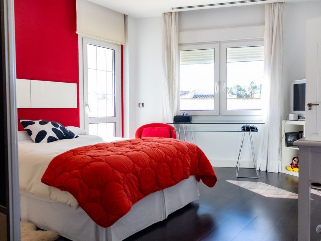 Villa, Playamar, R5322424