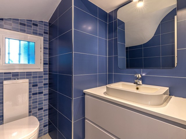 2 Bedrooms Townhouse in Nueva Andalucía