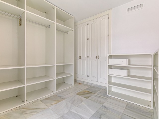 2 Bedrooms Townhouse in Nueva Andalucía