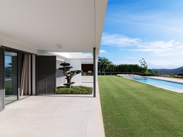5 Bedrooms Villa in Sotogrande