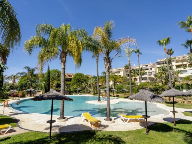Huoneisto, Bahía de Marbella, R5126917