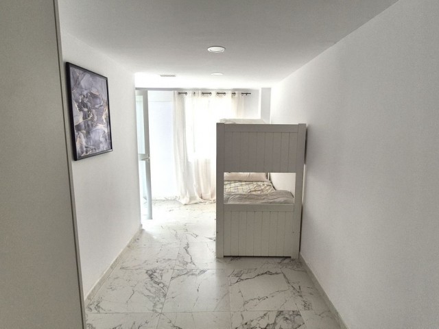 Appartement avec 3 Chambres  à Bahía de Marbella