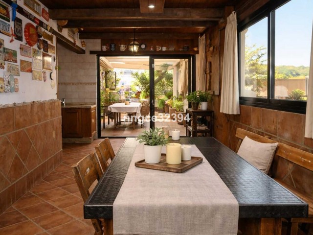 Appartement avec 4 Chambres  à San Pedro de Alcántara