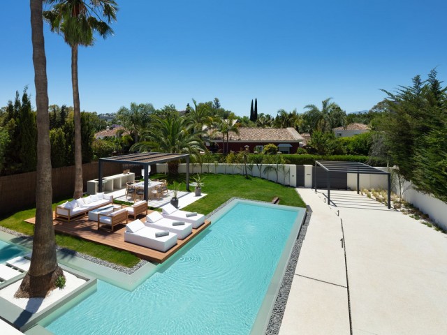 Villa avec 4 Chambres  à Marbella
