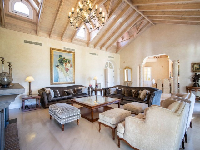Villa avec 5 Chambres  à Marbella