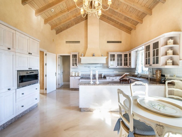 Villa avec 5 Chambres  à Marbella
