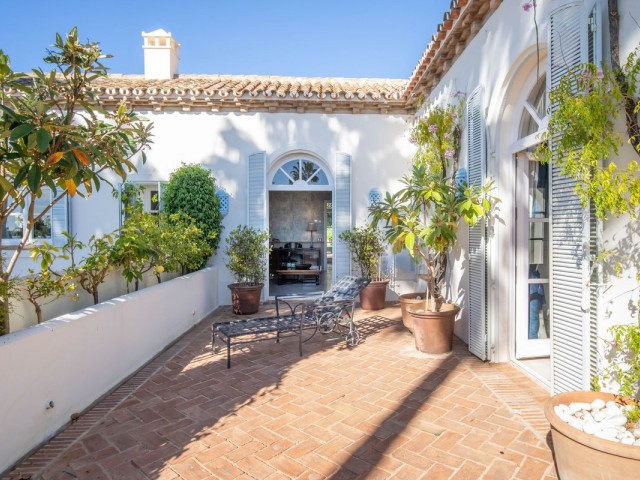Villa avec 5 Chambres  à Marbella