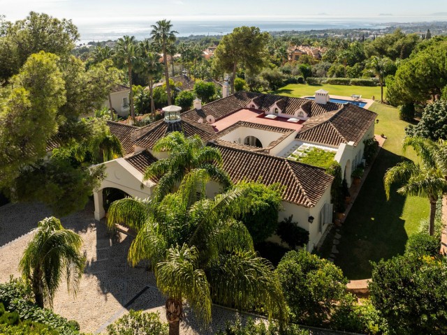 Villa avec 5 Chambres  à Marbella