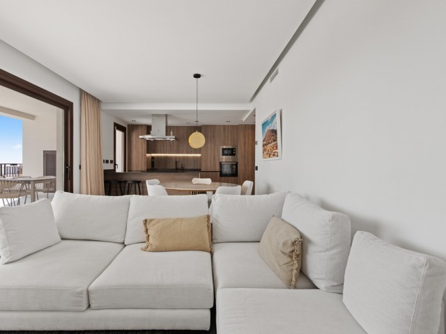 Appartement avec 3 Chambres  à Istán