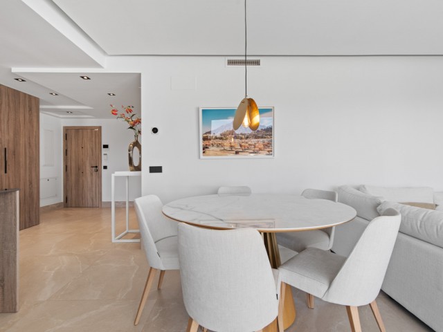 Appartement avec 3 Chambres  à Istán
