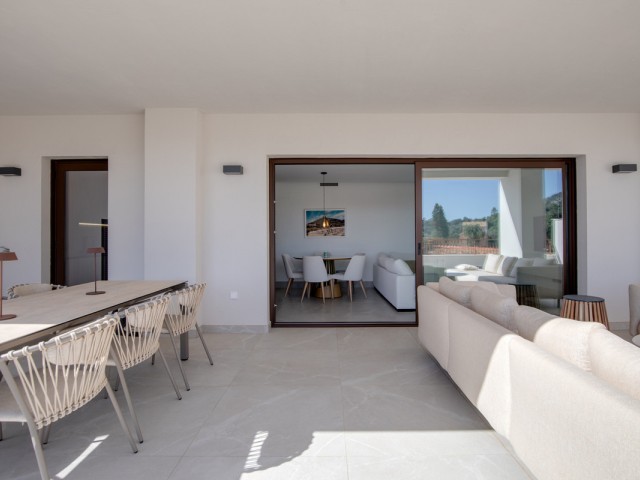 Appartement avec 3 Chambres  à Istán