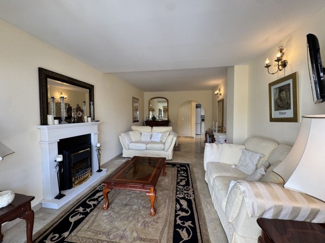 Apartment, The Golden Mile, R5323120