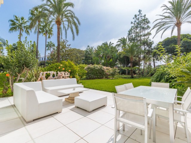 3 Bedrooms Apartment in Puerto Banús