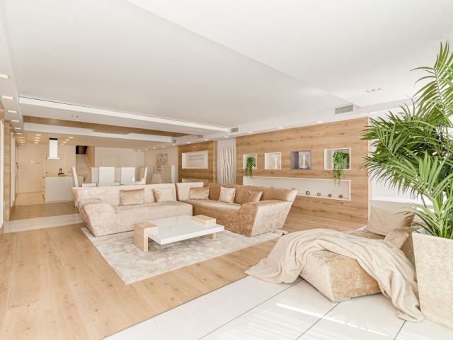 3 Bedrooms Apartment in Puerto Banús