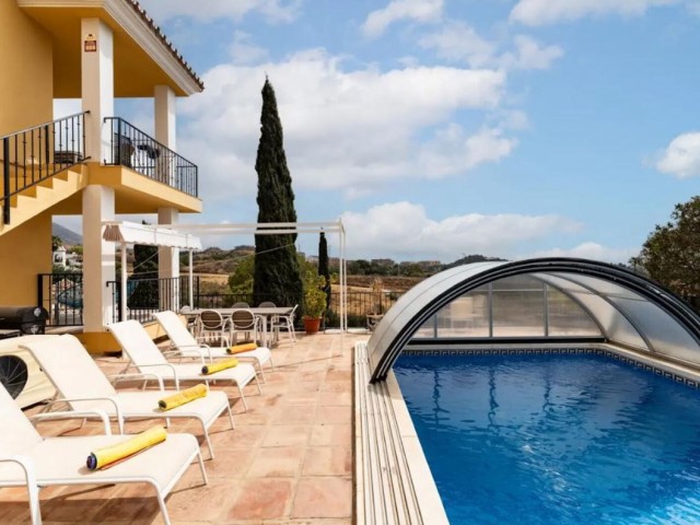 Villa avec 4 Chambres  à Mijas Costa