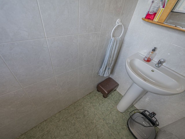 Adosado con 4 Dormitorios  en Marbella