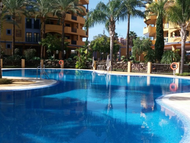 Apartment, San Pedro de Alcántara, R5325055